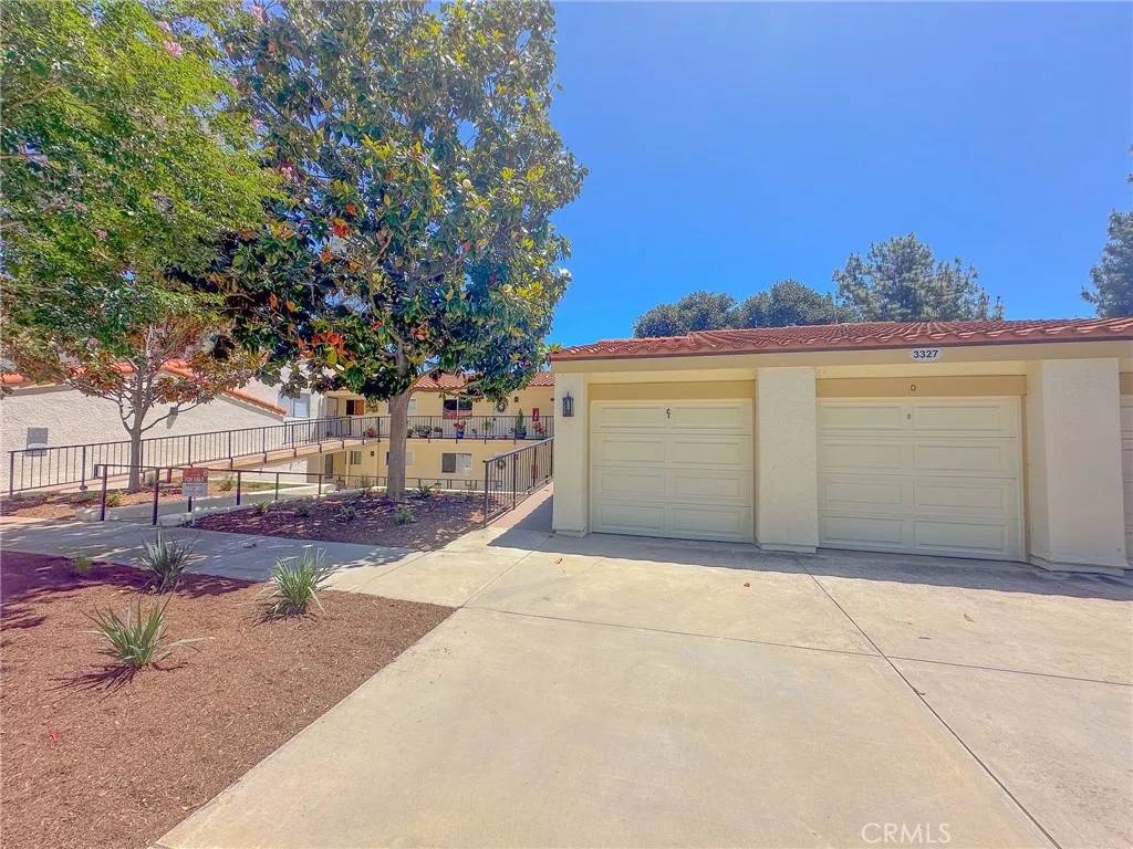 Laguna Woods, CA 92637,3327 Bahia Blanca East #C