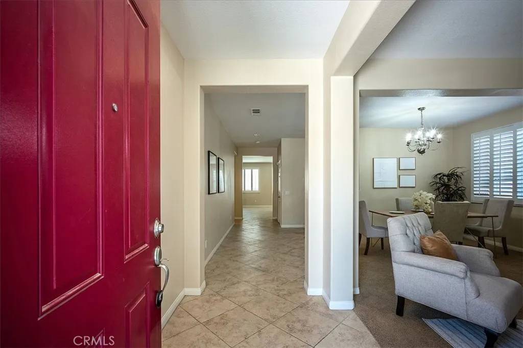 Corona, CA 92883,25217 Pacific Crest Street
