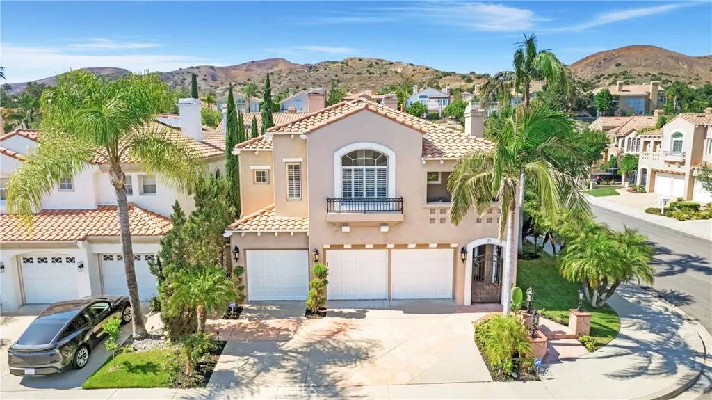 Lake Forest, CA 92610,25 Santa Maria