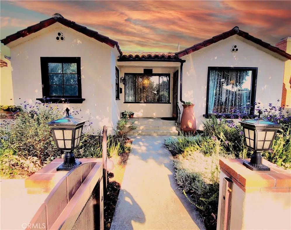 Long Beach, CA 90806,2427 Pine Avenue