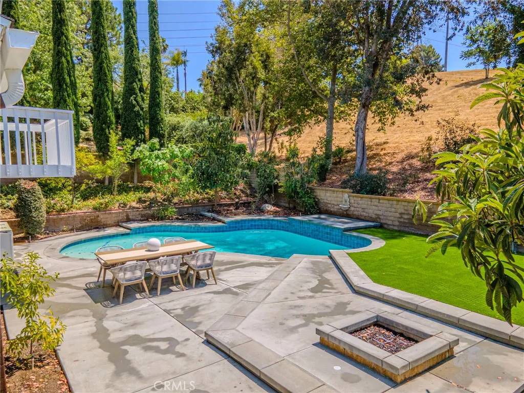 Laguna Hills, CA 92653,25551 El Capitan