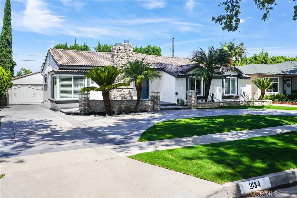 Santa Ana, CA 92706,2134 N Towner Street