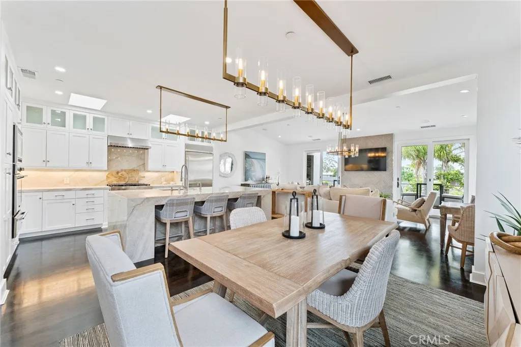 Corona Del Mar, CA 92625,444 Morning Canyon Road