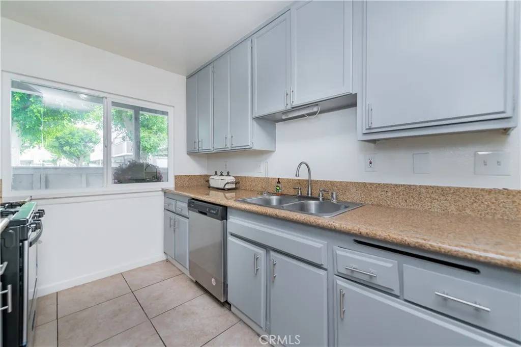 Anaheim, CA 92804,1250 S Brookhurst Street #1082