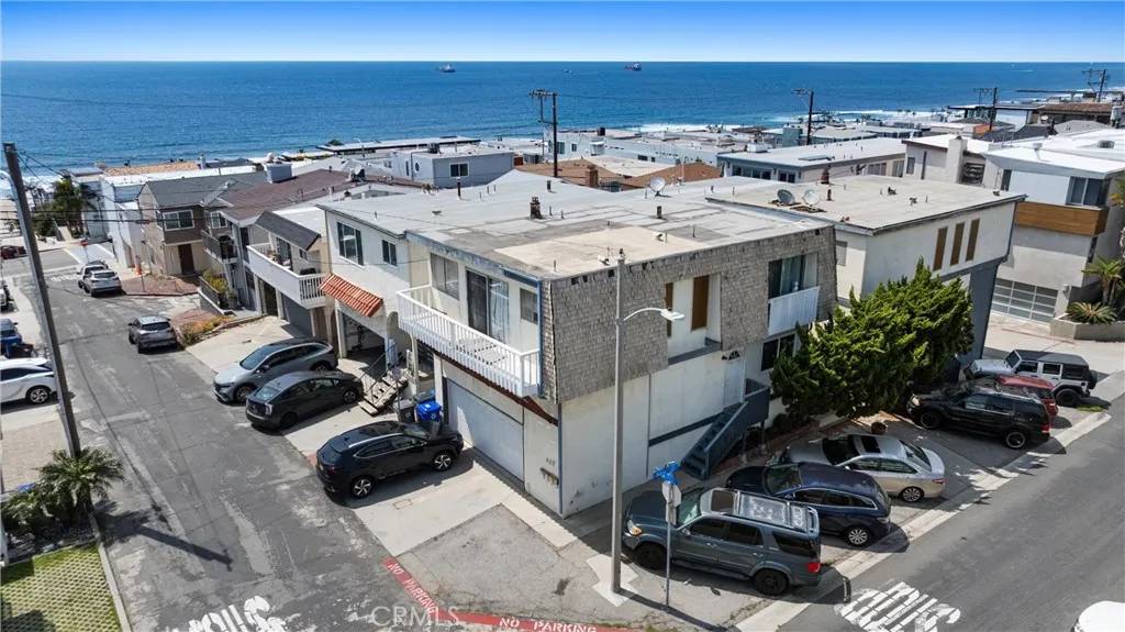 Manhattan Beach, CA 90266,330 34th Place