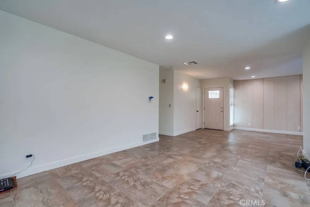 La Habra, CA 90631,650 W Florence Avenue