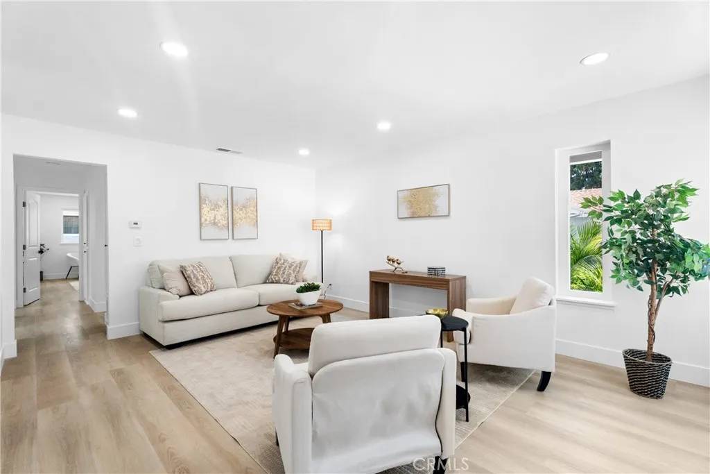 Huntington Beach, CA 92646,9554 Bickley Drive #8