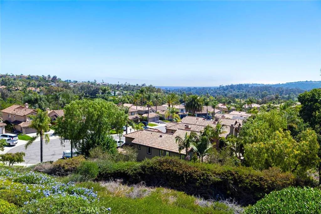 Laguna Niguel, CA 92677,4 Narbonne