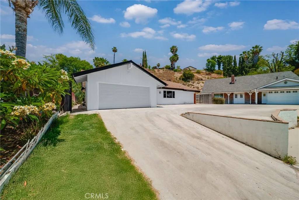 Diamond Bar, CA 91765,23615 Tellgate Drive