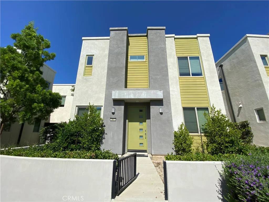 Irvine, CA 92618,307 Magnet