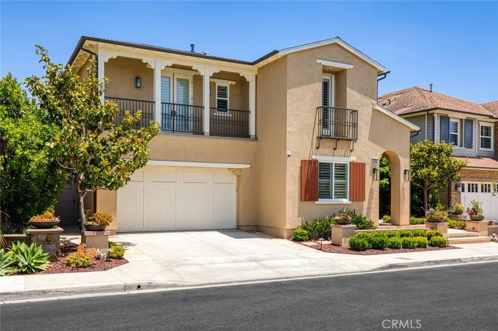 Huntington Beach, CA 92649,17472 Oakbluffs Lane