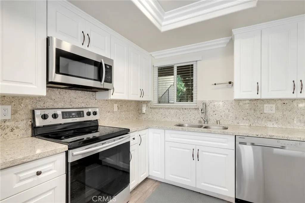 Laguna Woods, CA 92637,3034 Via Vista #A