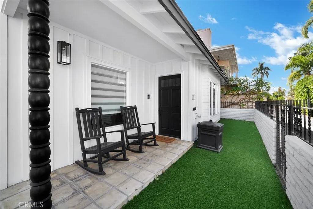 Long Beach, CA 90803,333 La Verne Avenue