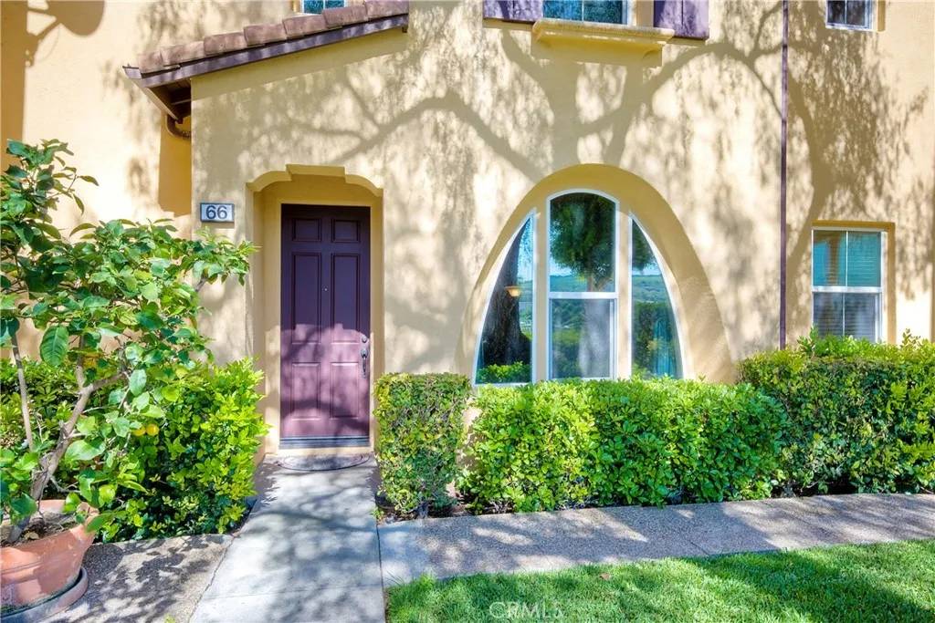 Ladera Ranch, CA 92694,66 Glenalmond Lane