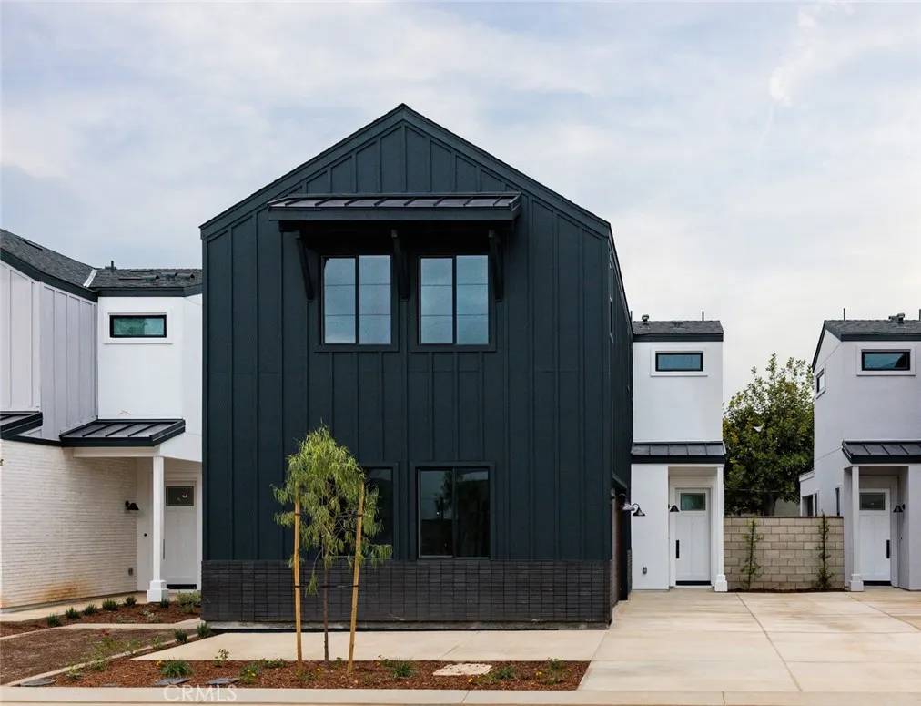 Fountain Valley, CA 92708,18017 Hazel Court
