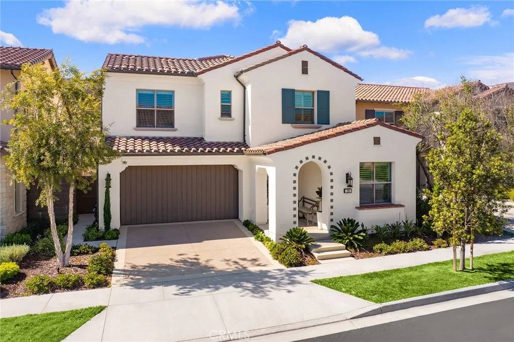 Irvine, CA 92602,119 Albero