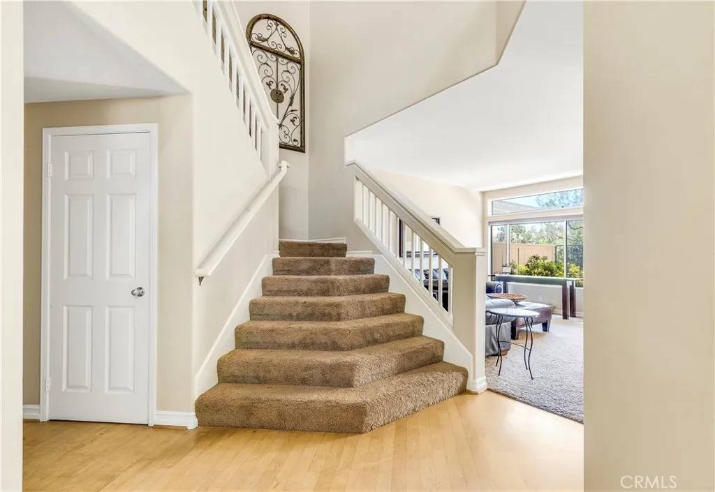 Laguna Niguel, CA 92677,100 Stoney
