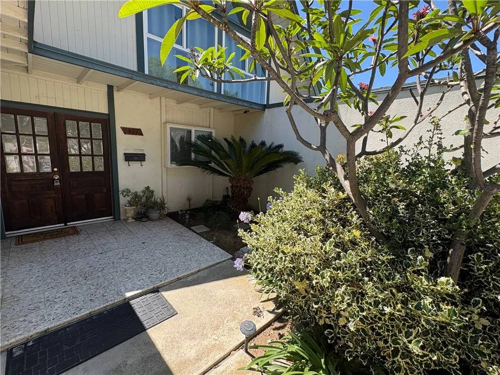 Tustin, CA 92780,13372 EPPING Way