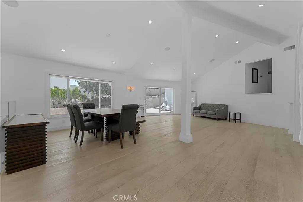 Hidden Hills, CA 91302,23760 Oakfield Road
