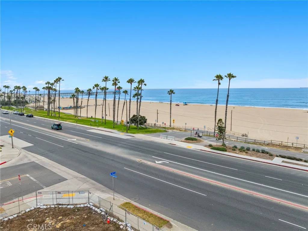 Huntington Beach, CA 92648,1102 Pacific Coast Hwy