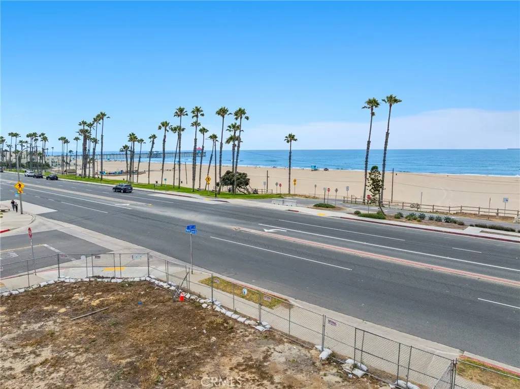Huntington Beach, CA 92648,1102 Pacific Coast Hwy
