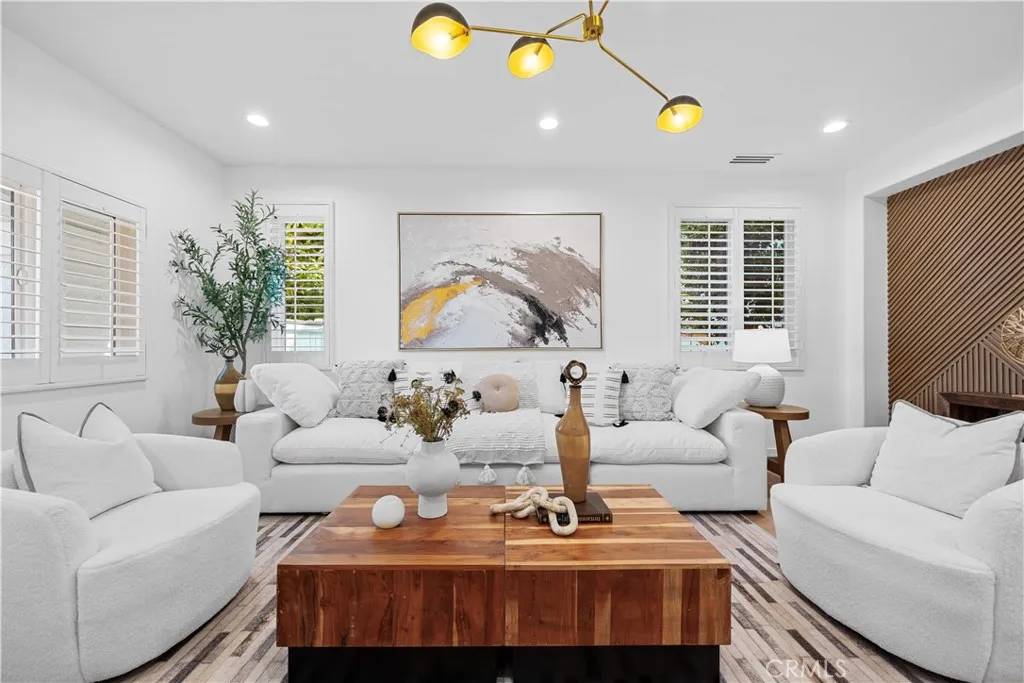Irvine, CA 92602,33 Winterfield Road
