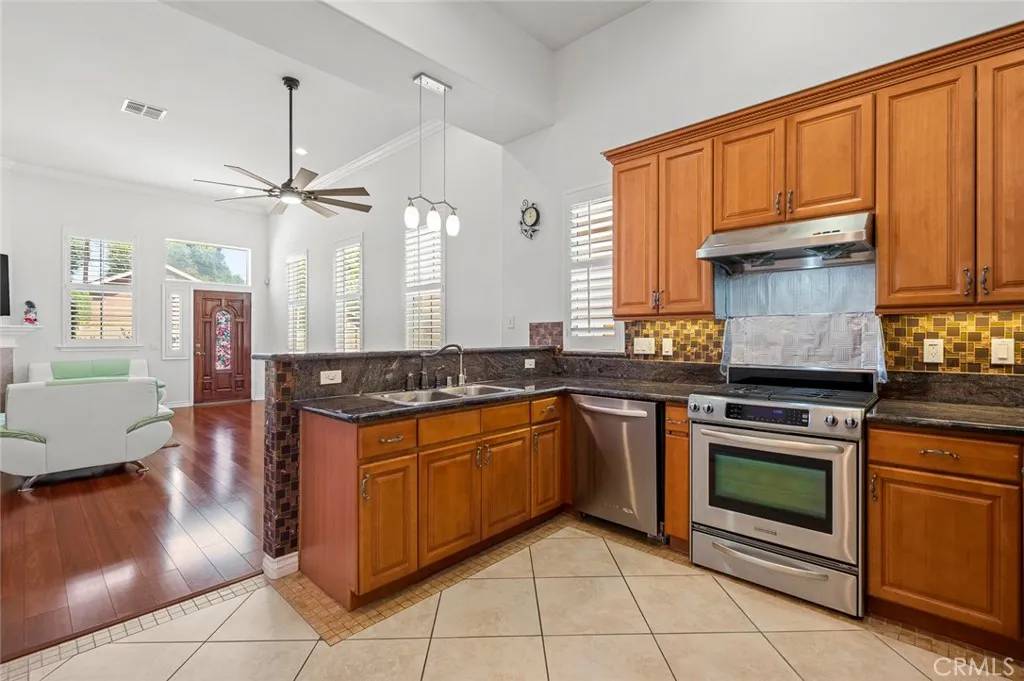 Temple City, CA 91780,5517 Welland Avenue #B