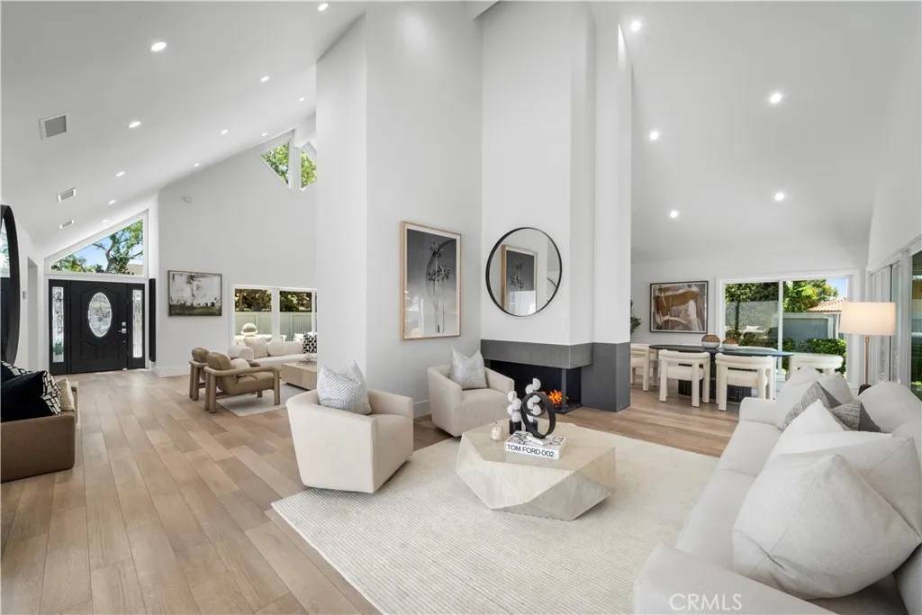 Irvine, CA 92612,4421 Pinyon Tree Lane