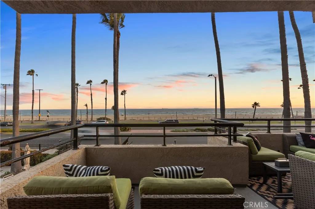 Huntington Beach, CA 92648,1200 Pacific Coast #214