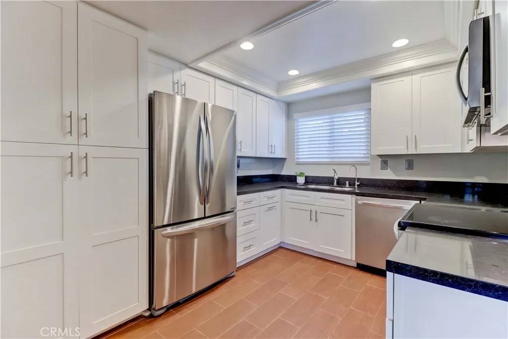 Laguna Woods, CA 92637,5371 Punta Alta #2G