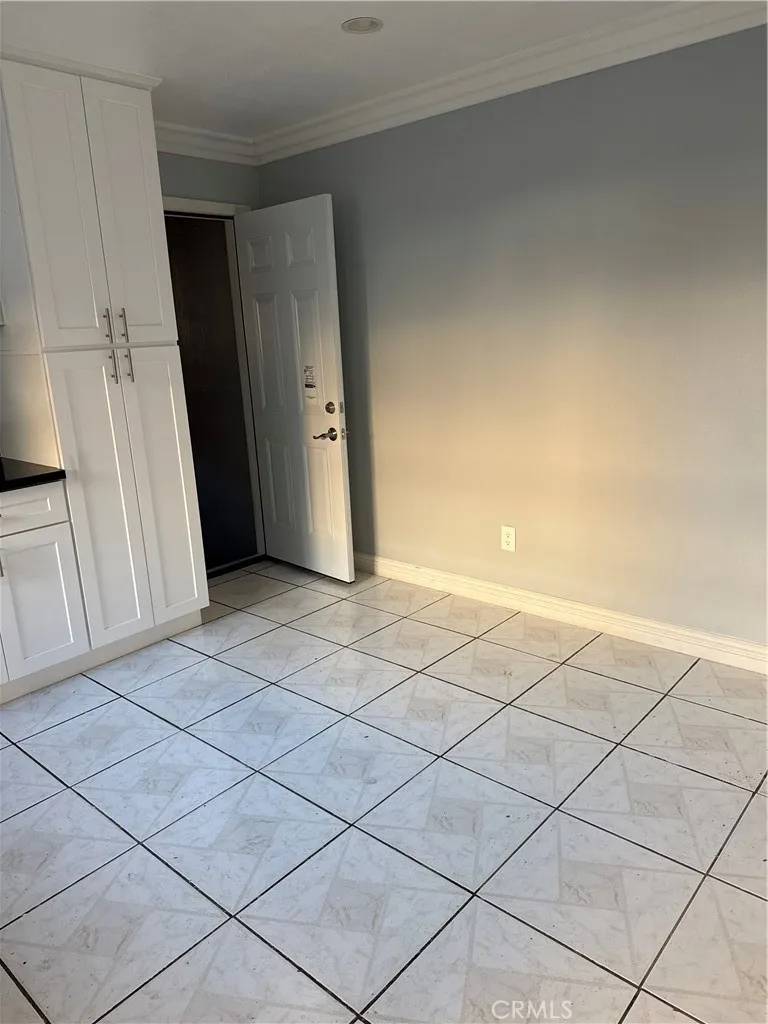 Santa Ana, CA 92707,1323 S Standard Avenue #A