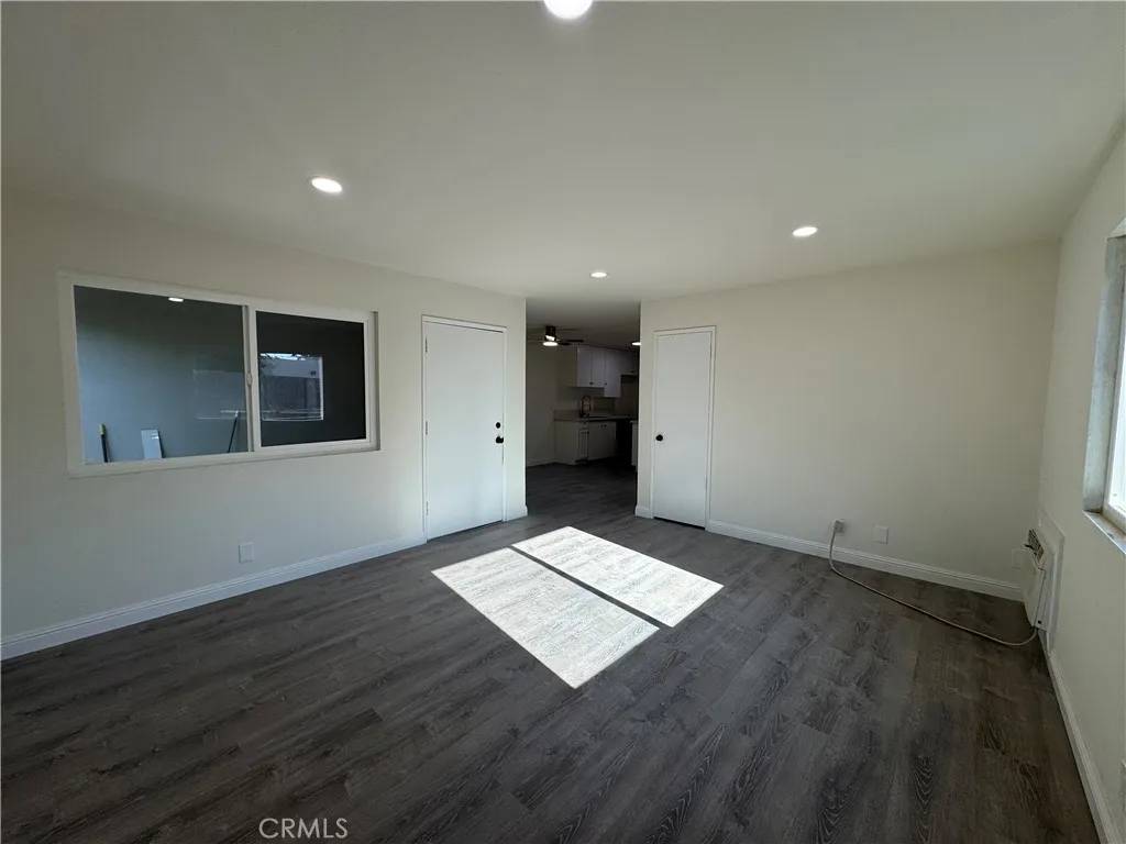 Orange, CA 92867,486 N Oak Street