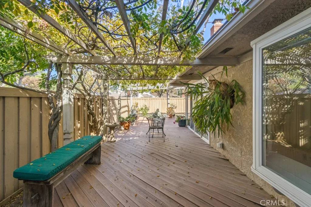 Irvine, CA 92612,17301 Peach