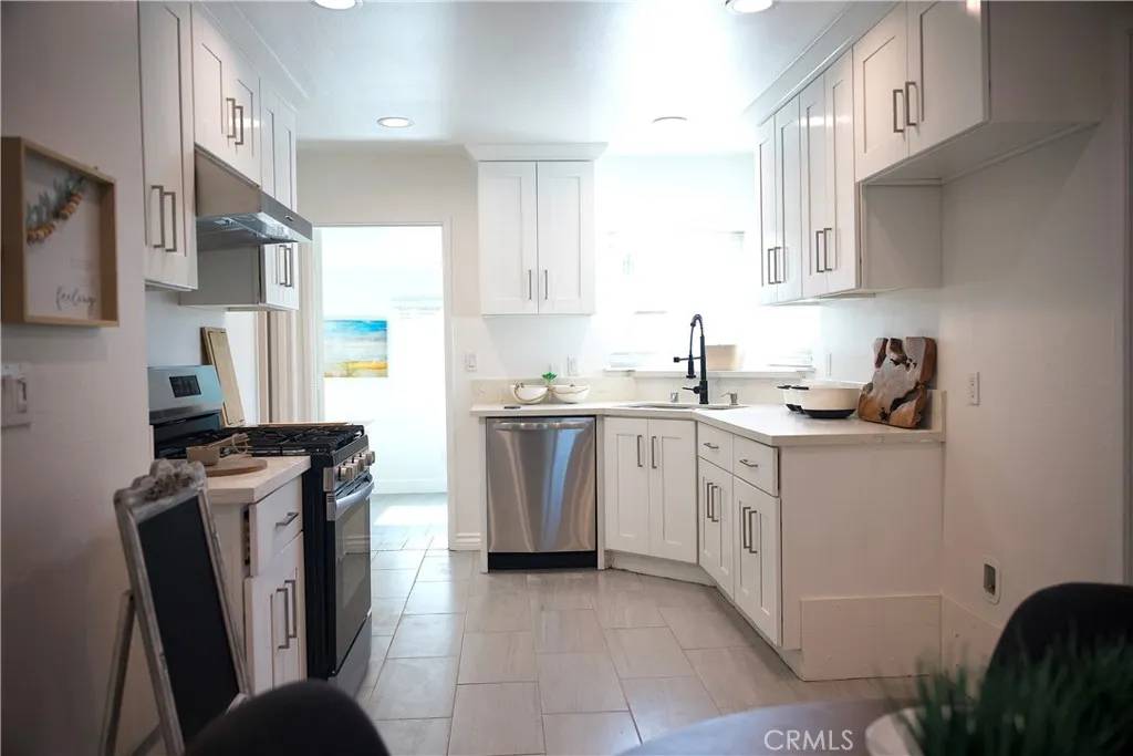 Westminster, CA 92683,13622 Illinois Street