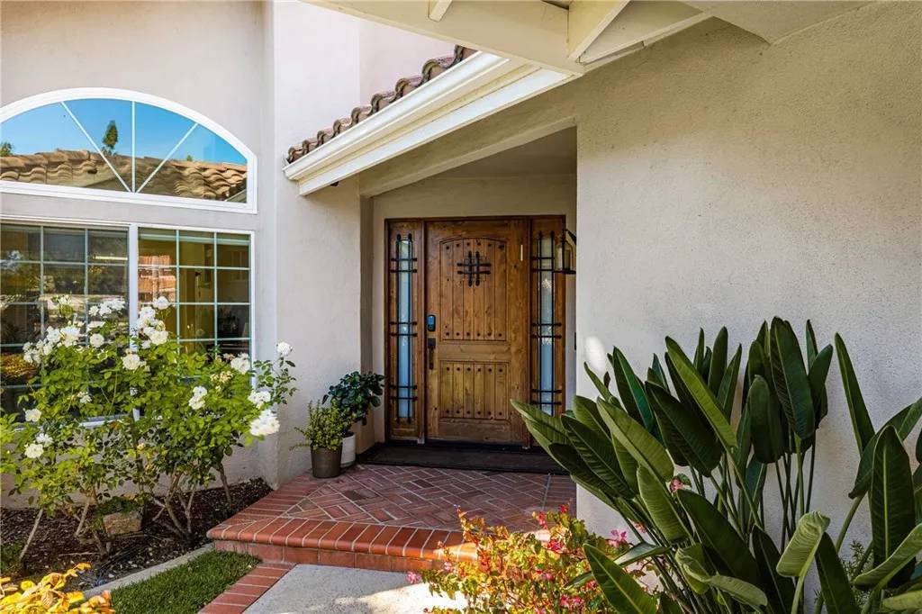 Irvine, CA 92614,5 Bergamo