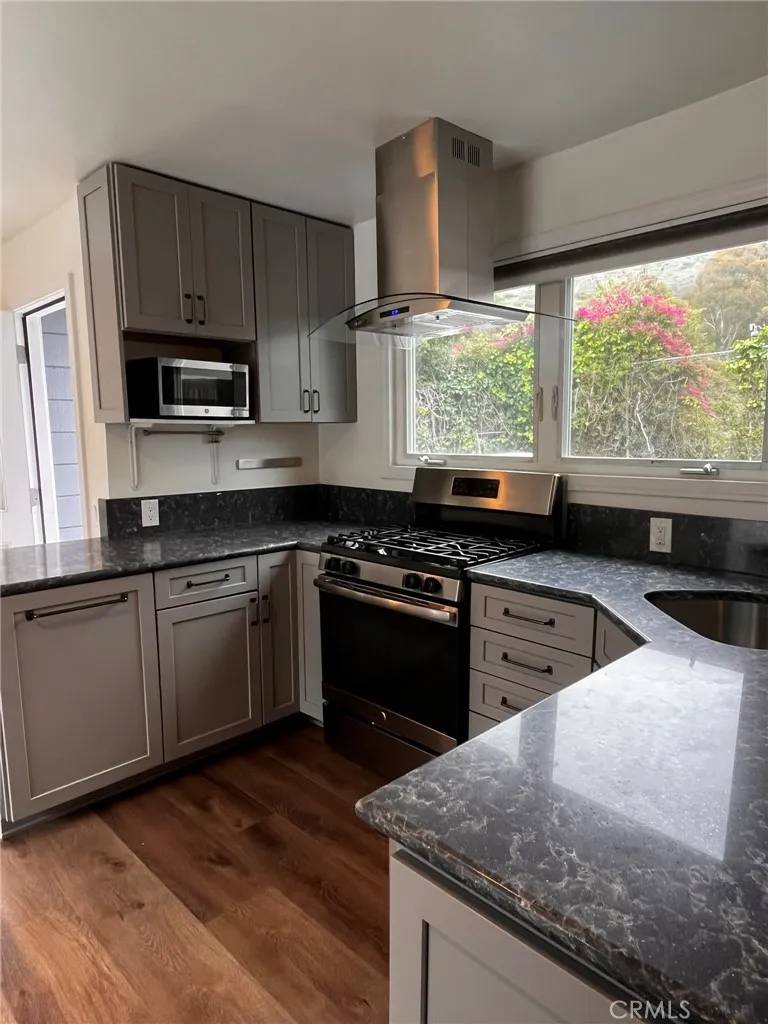 Laguna Beach, CA 92651,31863 8th Avenue #3
