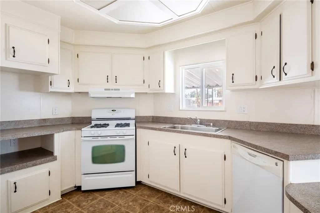 Thousand Palms, CA 92276,32540 San Miguelito Drive