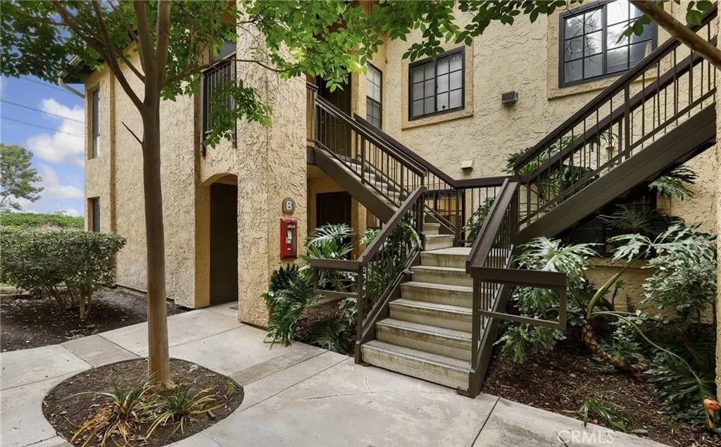 Laguna Hills, CA 92653,25601 Indian Hill Lane #B