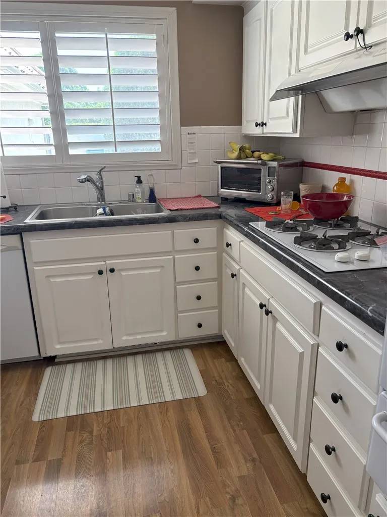 Irvine, CA 92612,84 Seton Road