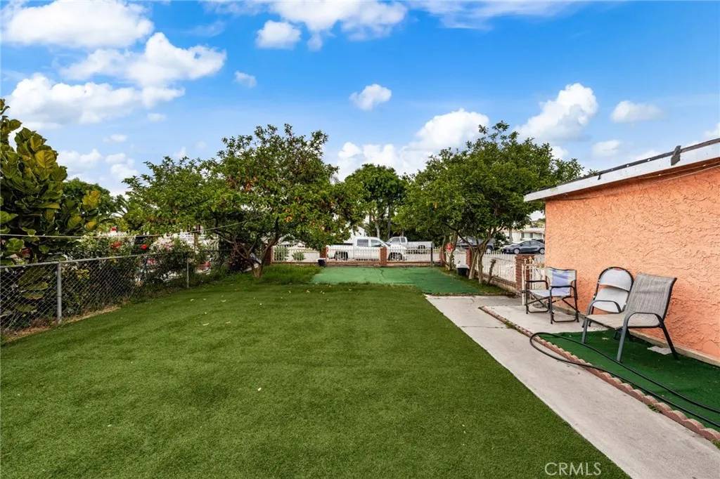 Santa Ana, CA 92703,526 Nottingham Avenue