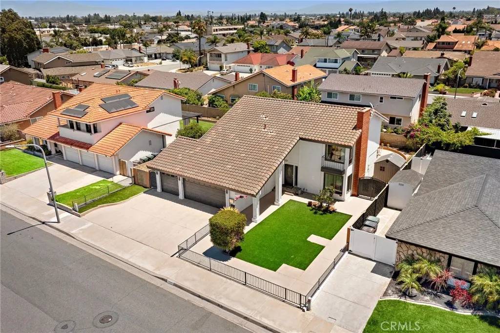 Fountain Valley, CA 92708,16086 Sweetleaf Street