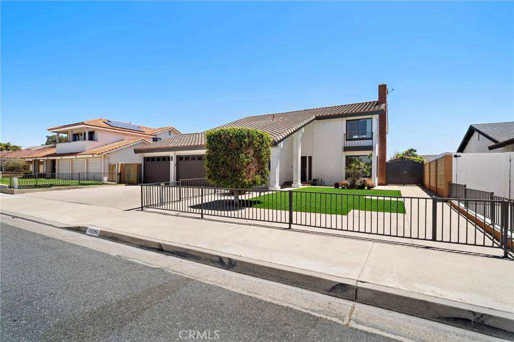 Fountain Valley, CA 92708,16086 Sweetleaf Street