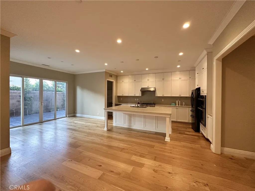 Irvine, CA 92620,117 Hitching Post