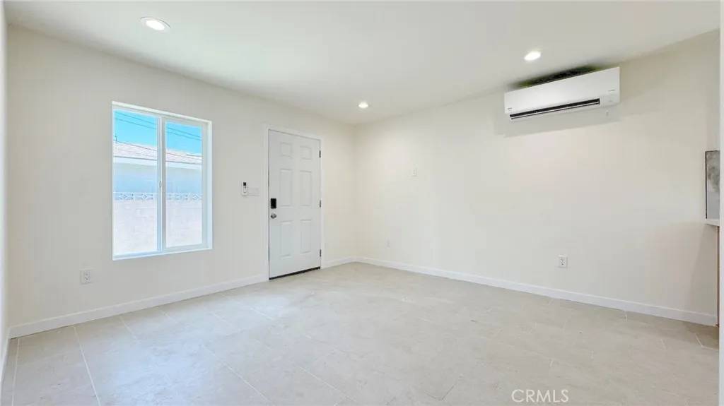 Upland, CA 91786,284 N Palm Avenue #D