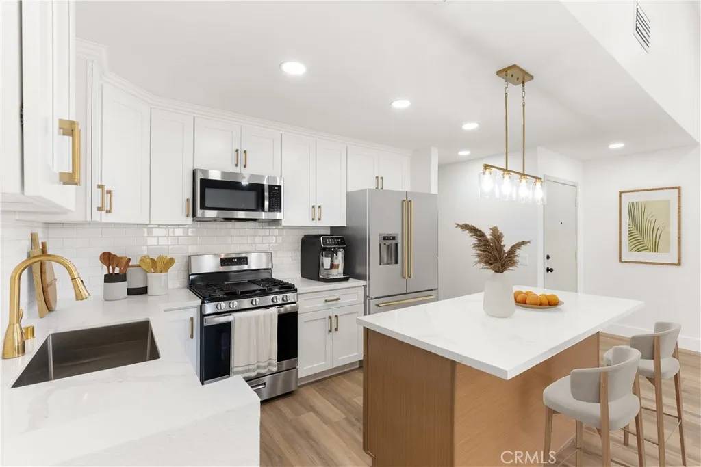 Redlands, CA 92373,87 Tennessee Street #C