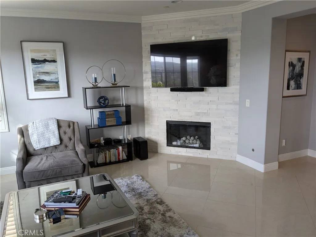 Laguna Niguel, CA 92677,1 Hallington Court