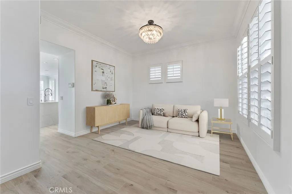 Irvine, CA 92618,49 Eaglecreek