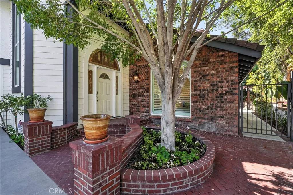 Laguna Hills, CA 92653,24901 Del Monte Street