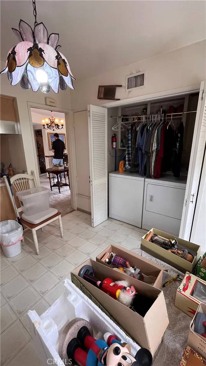 La Mirada, CA 90638,14020 Avion Drive