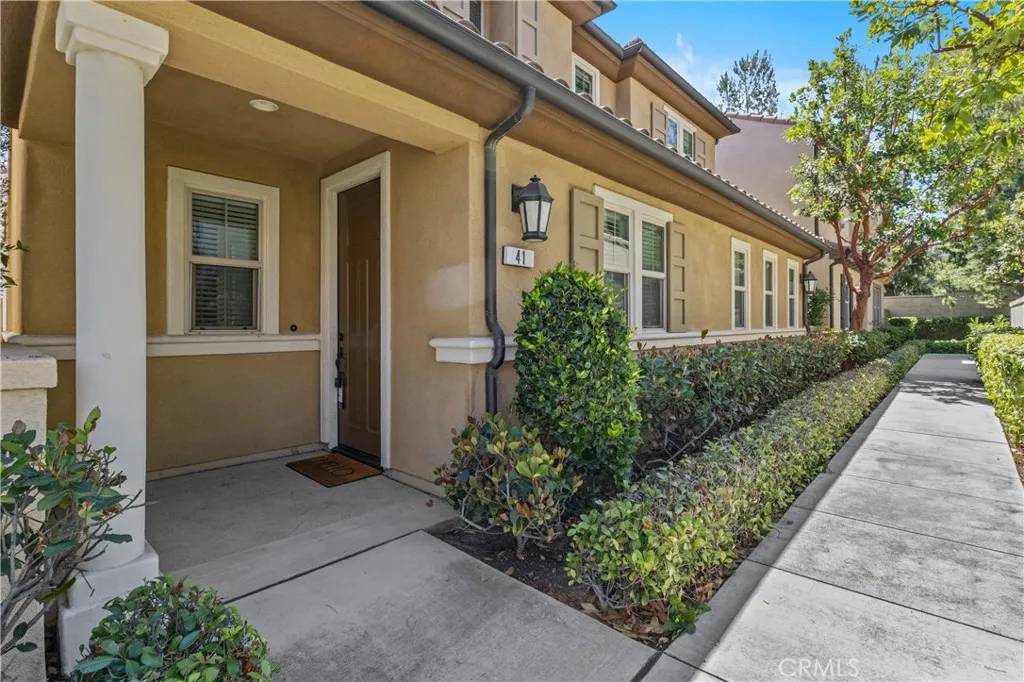 Irvine, CA 92618,41 Keepsake